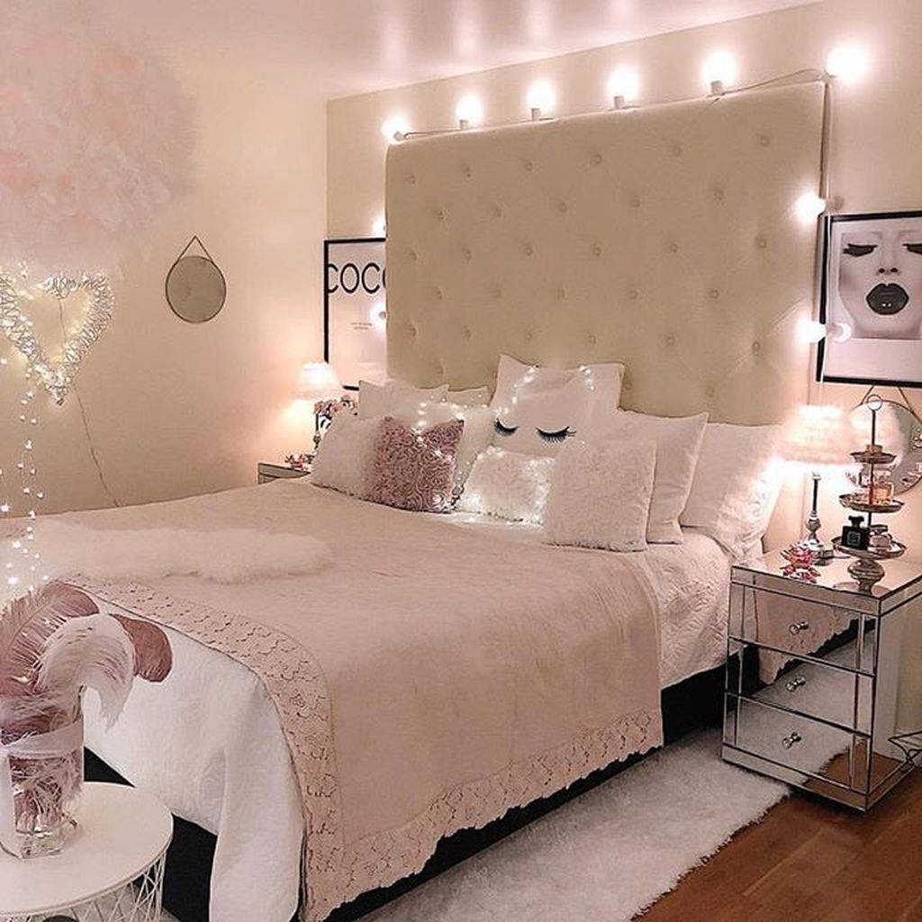 Pink Bedroom Decor You Can Try On Your Own 13 - SWEETYHOMEE