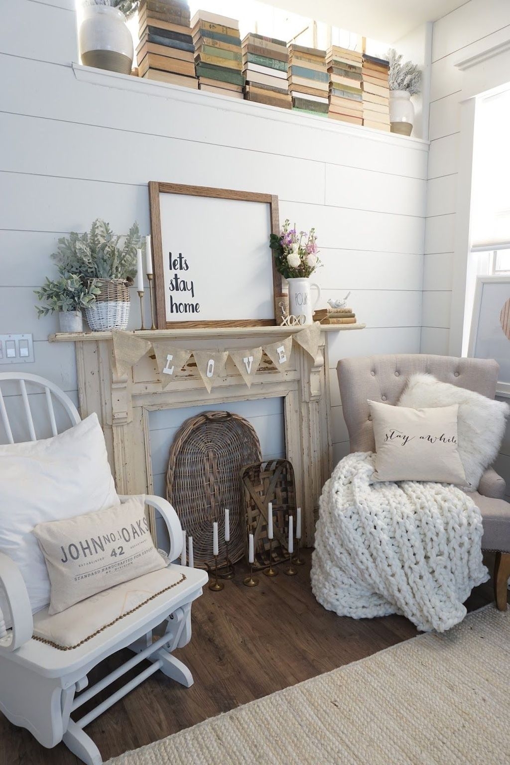 Valentines Day Home Decor With White Color Scheme 42