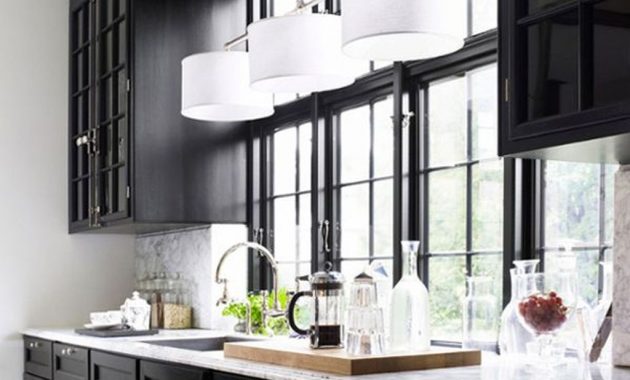 Black Kitchen Design Ideas With White Color Accent 30