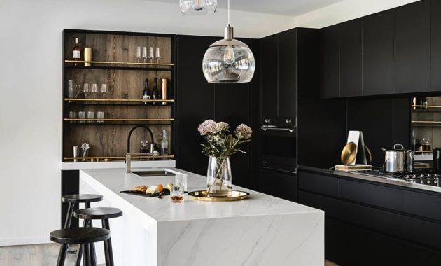 Black Kitchen Design Ideas With White Color Accent 32