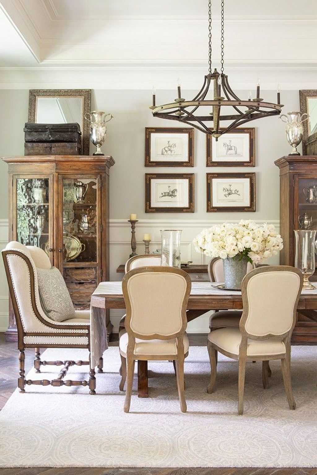The Best Lighting Dining Room Design Ideas You Need To Try 10 - SWEETYHOMEE