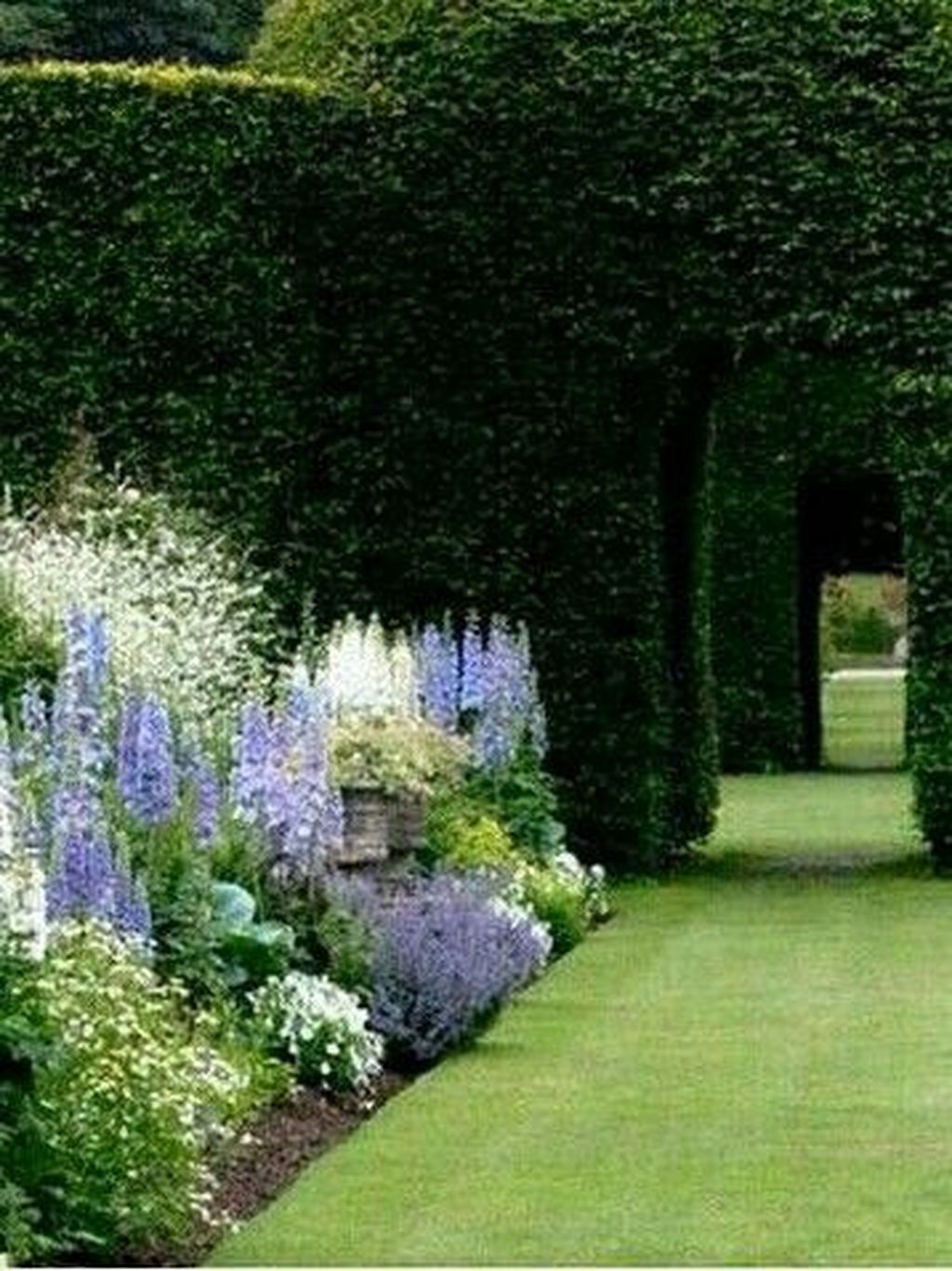 35 Beautiful Formal Garden Design Ideas SWEETYHOMEE