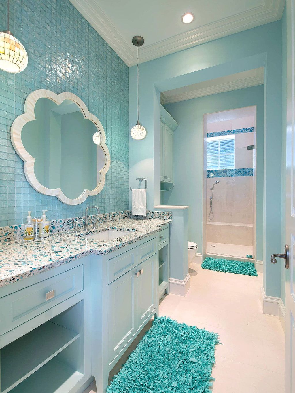 33 Affordable Coral Color Bathroom Decor Ideas SWEETYHOMEE