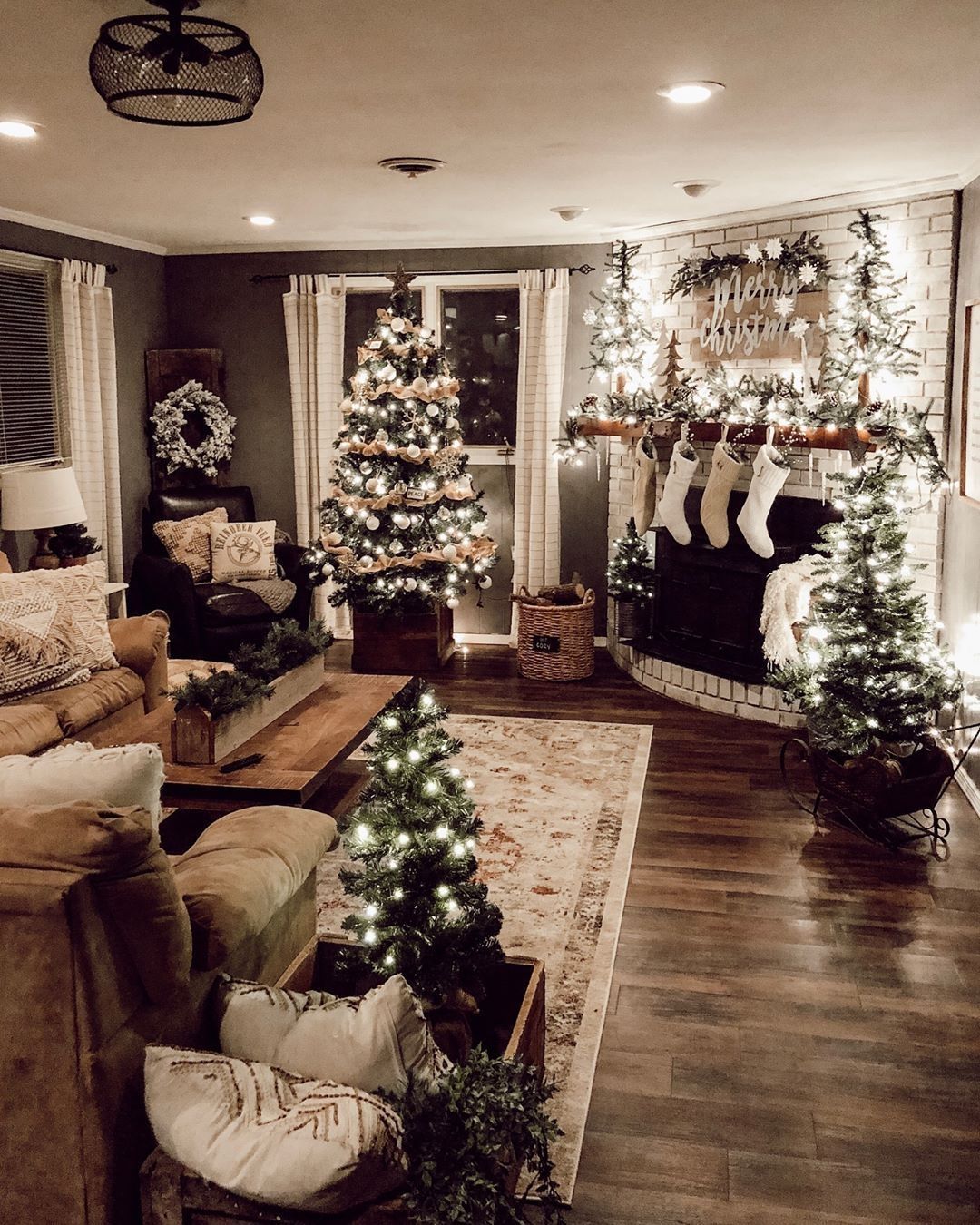 Indoor Christmas Decorations Ideas