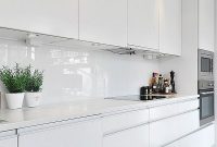 Modern White Kitchen Cabinets