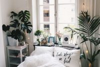 Small Bedroom Decor