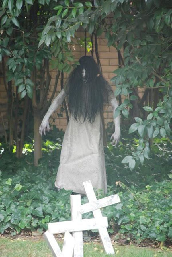 Scary Outdoor Halloween Decorations