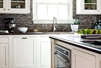 Kitchen Backsplash With White Cabinets